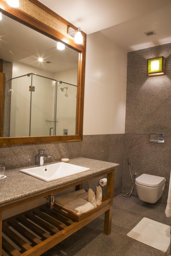 The Guwahati Address By Centre Point Exteriér fotografie